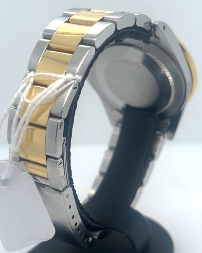 UN-2074_3855uoqe559_2025-10-11-16-00-15