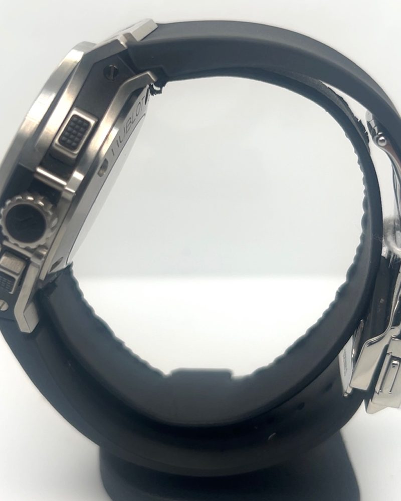 UN-2086_mc095stc77c_2025-10-11-16-21-54