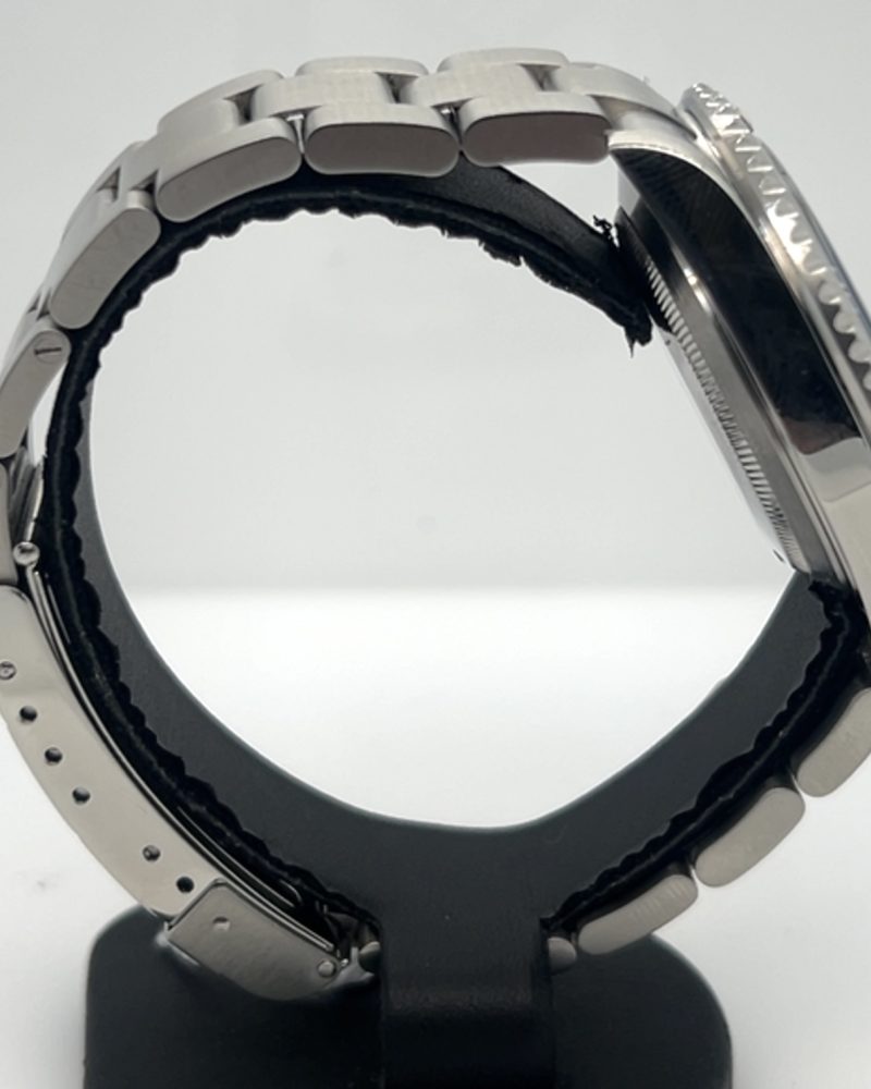 UN-2159_iw6o0unsp9d_2025-11-08-11-42-30