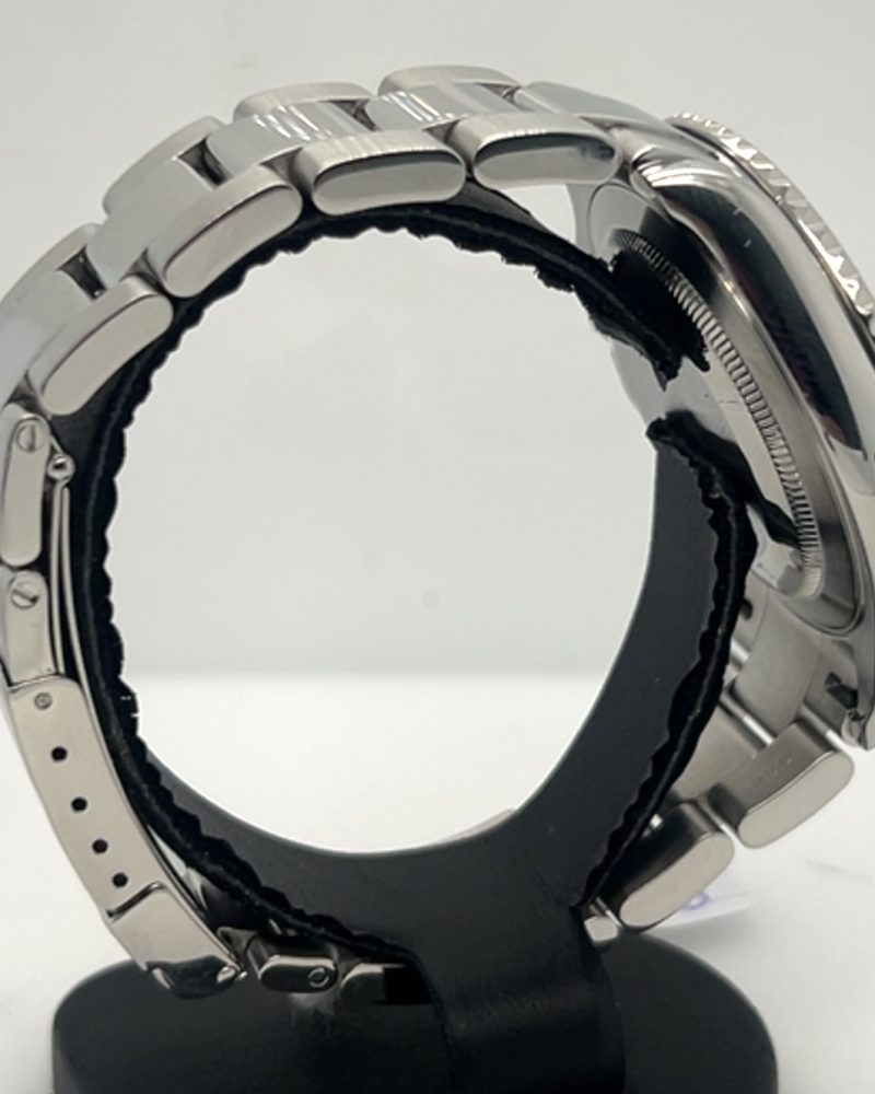 UN-2171_0ydokmm4cd8_2025-11-08-12-23-23