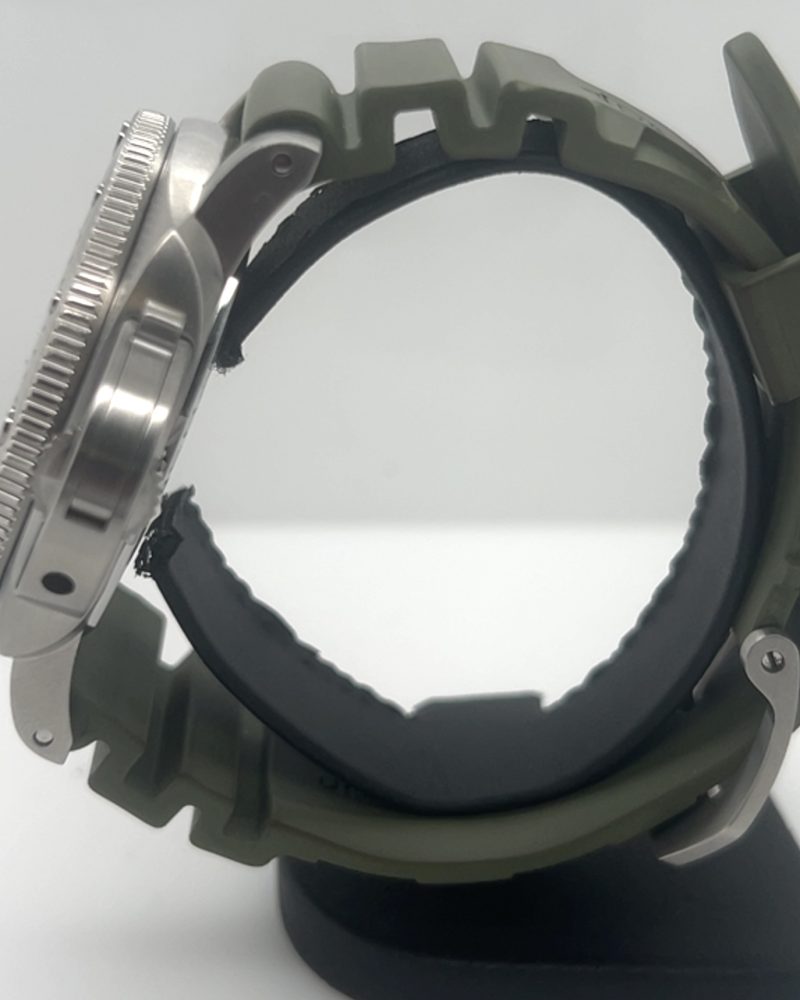 UN-2246_swxe56xkeeq_2025-11-15-14-47-11