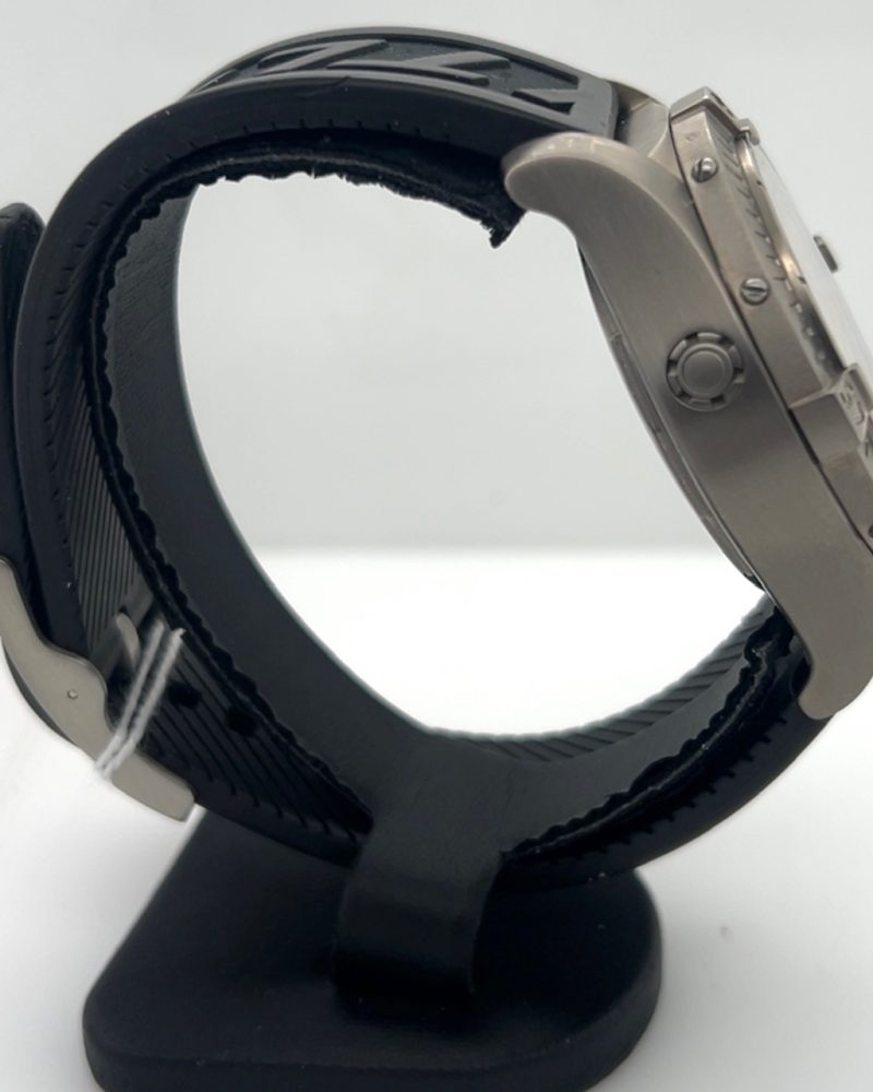 UN-2265_735b95d94iv_2025-11-21-10-09-35