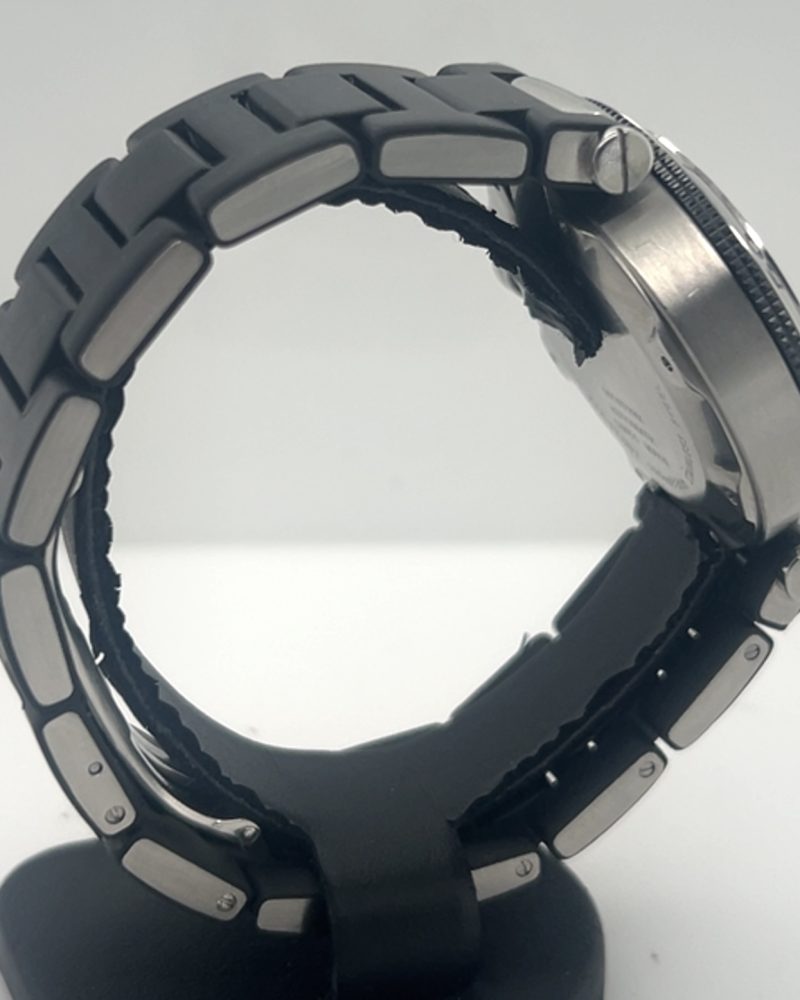 UN-2306_xbybp95pb_2025-11-28-10-54-40