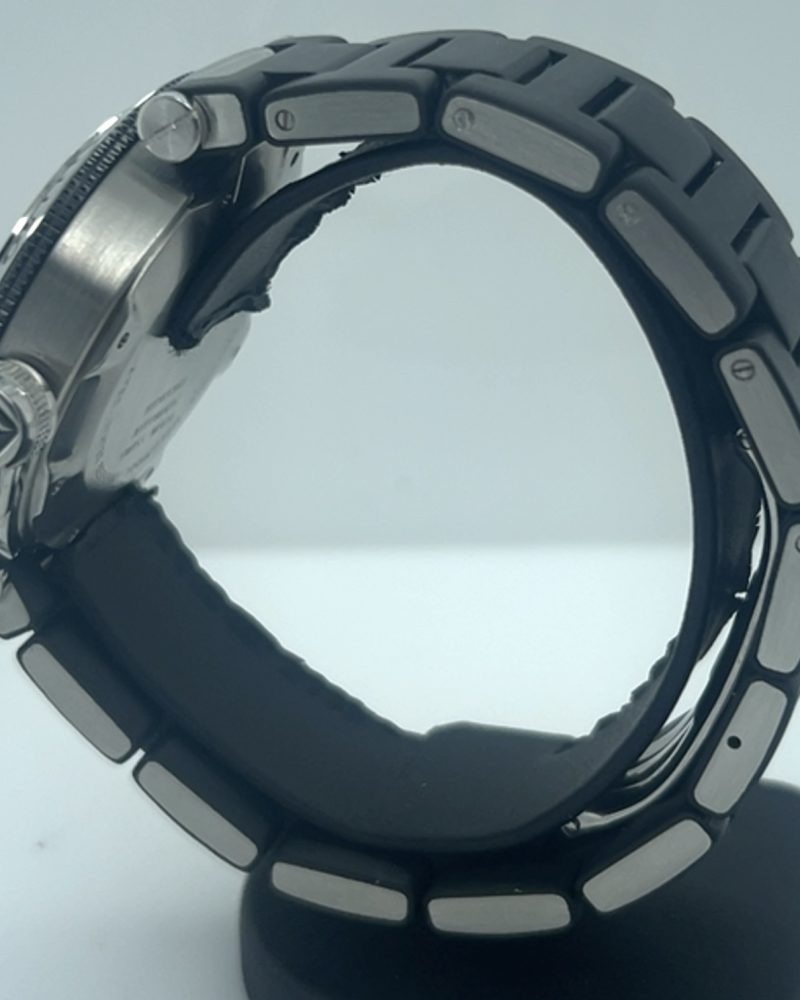 UN-2309_azx6n9ucu1j_2025-11-28-10-54-53